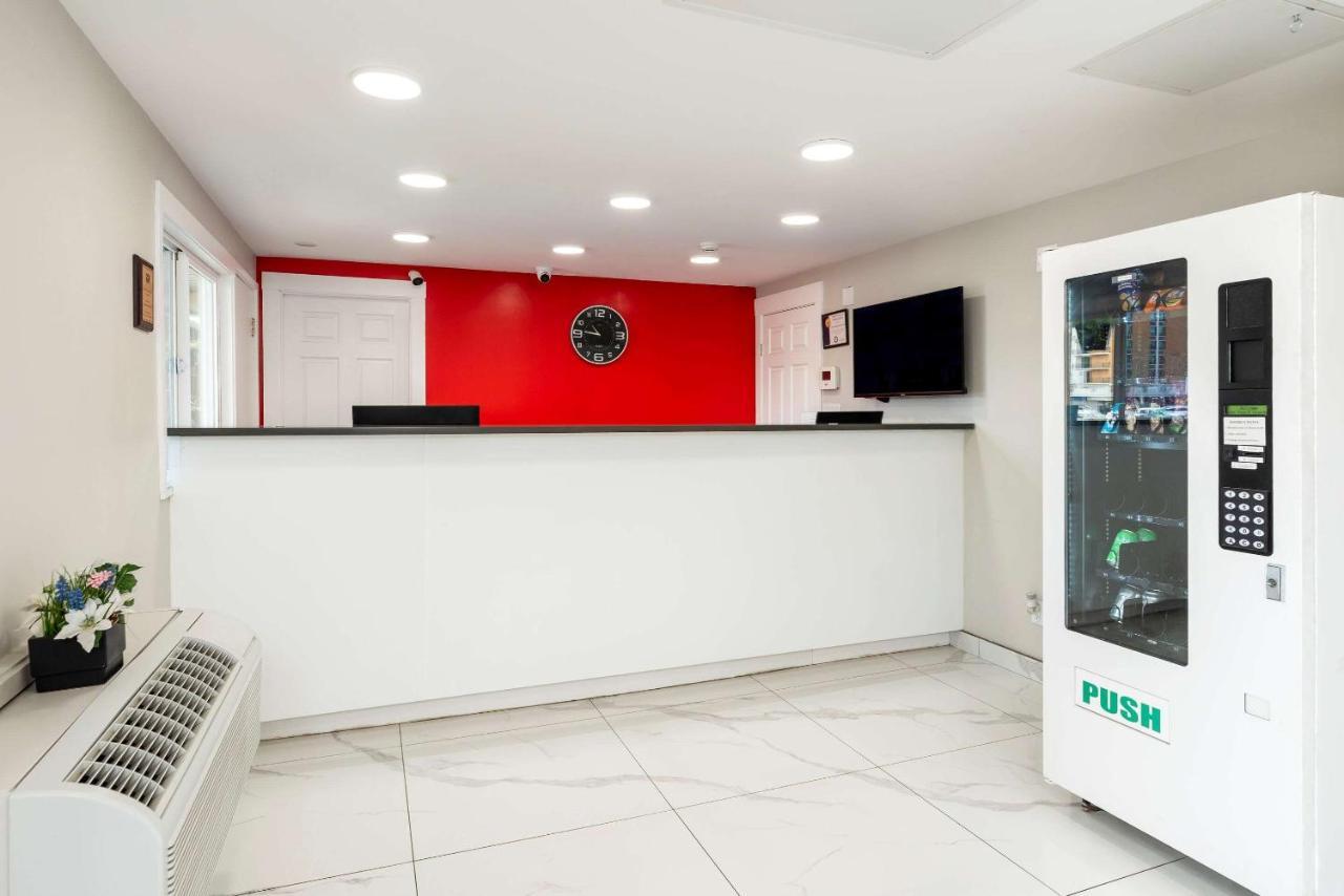 Econo Lodge Prince George Zewnętrze zdjęcie