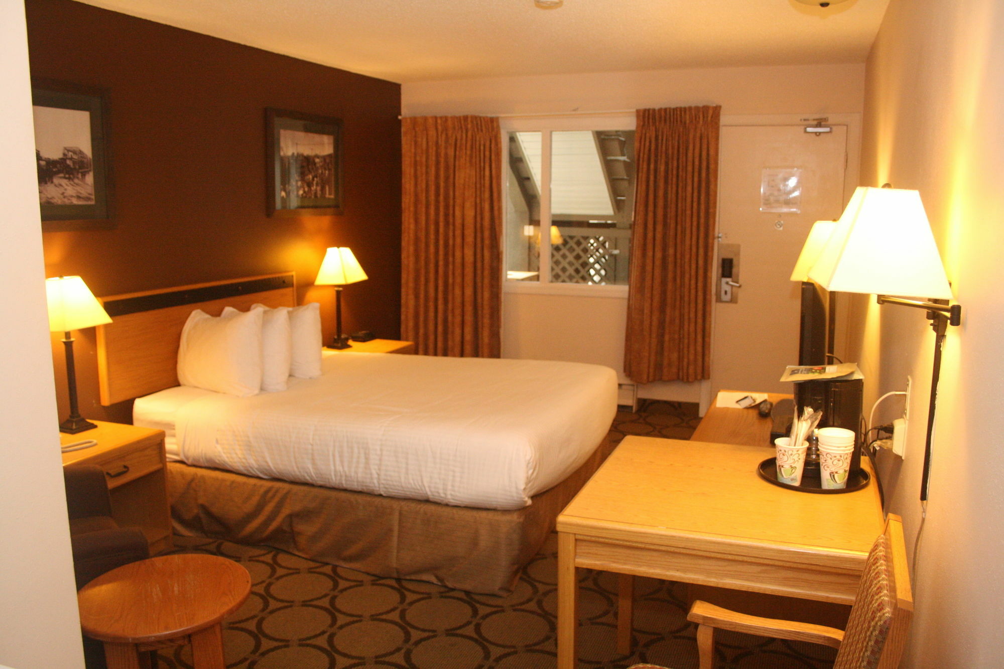 Econo Lodge Prince George Zewnętrze zdjęcie